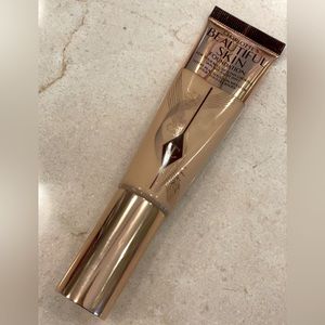 CHARLOTTE TILBURY Beautiful Skin Foundation #4 Neutral